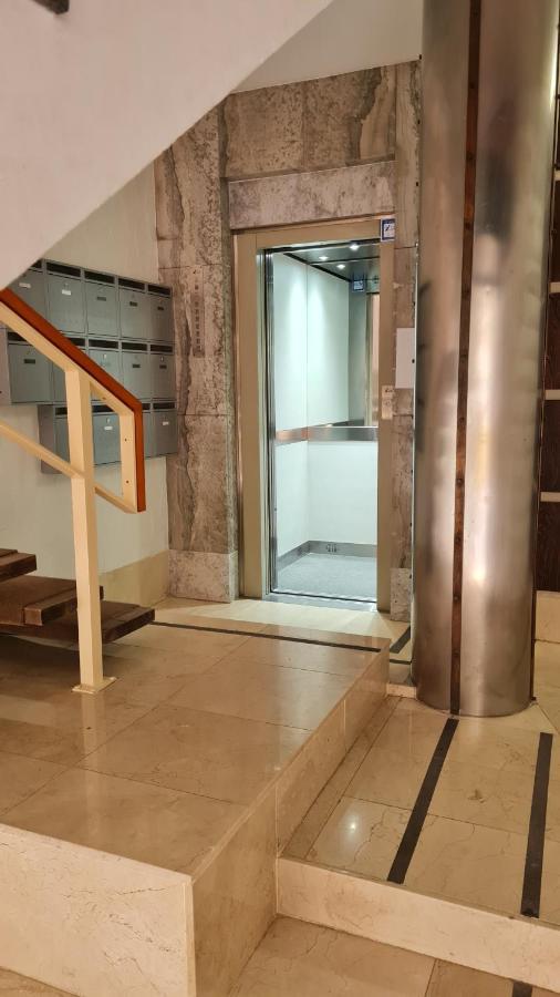 Apartamento Tiziano Mercado Central Apartman Valencia Kültér fotó