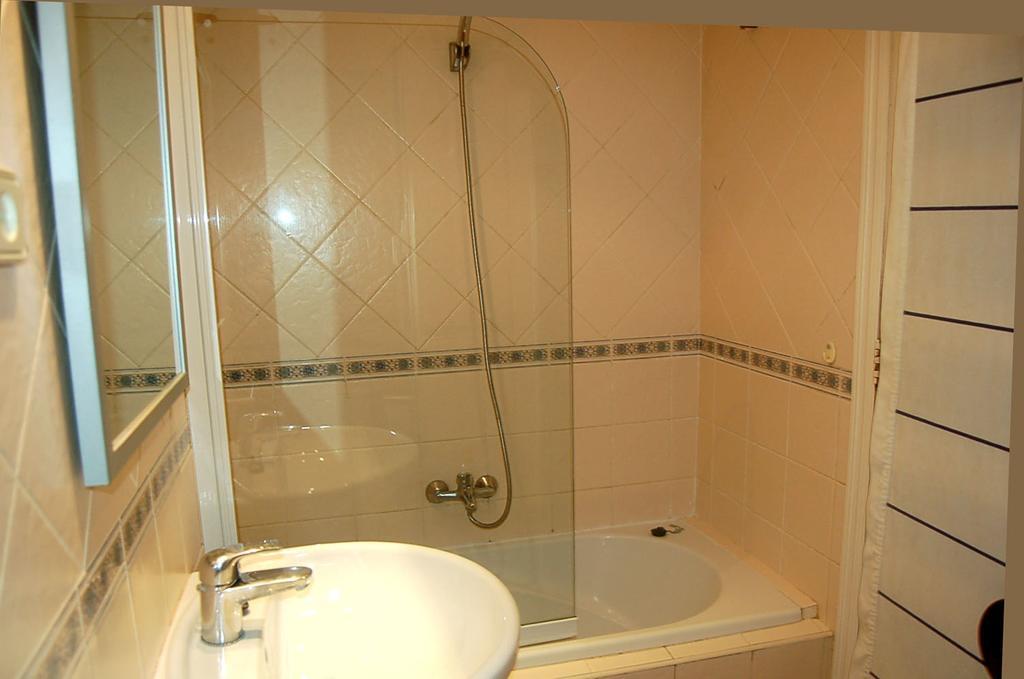 Apartamento Tiziano Mercado Central Apartman Valencia Szoba fotó